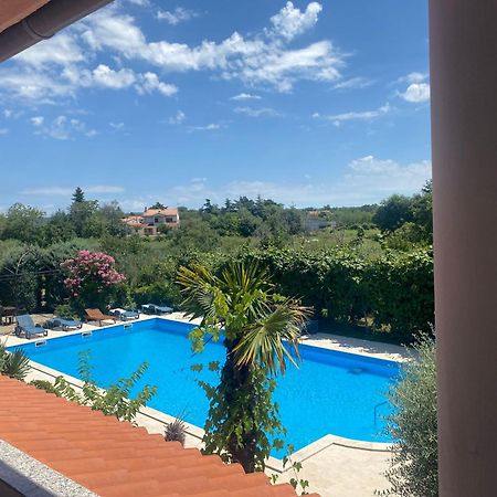 Apartments Aurelia Nova Vas  ภายนอก รูปภาพ