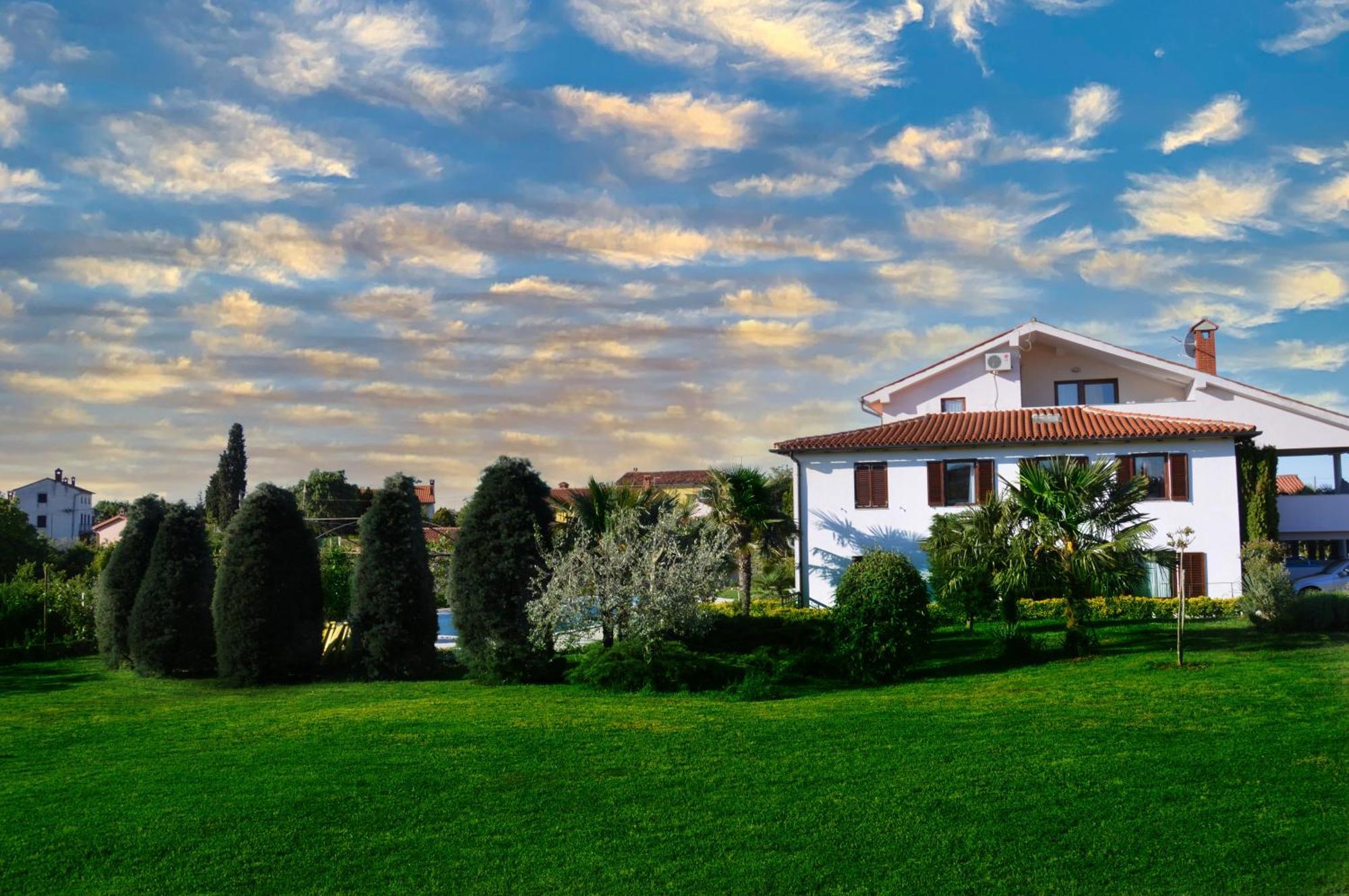 Apartments Aurelia Nova Vas  ภายนอก รูปภาพ