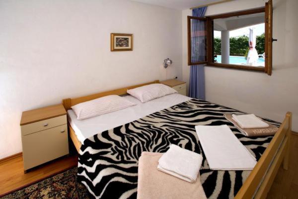 Apartments Aurelia Nova Vas  ภายนอก รูปภาพ