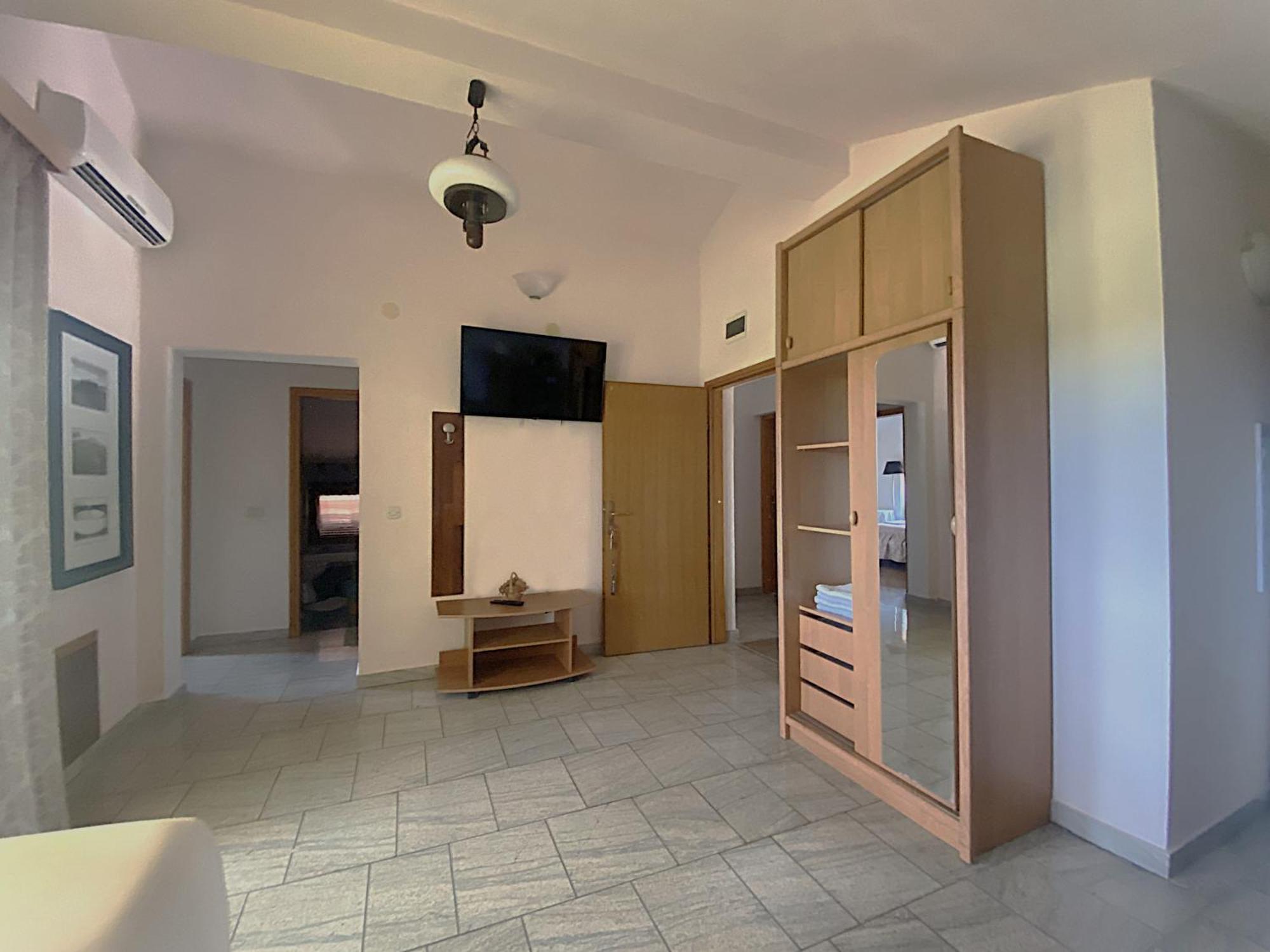 Apartments Aurelia Nova Vas  ภายนอก รูปภาพ